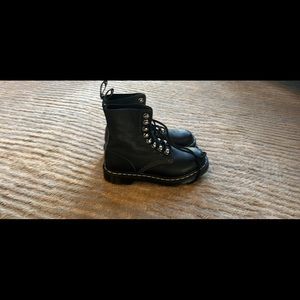 1460 Soft Leather Dr. Martins